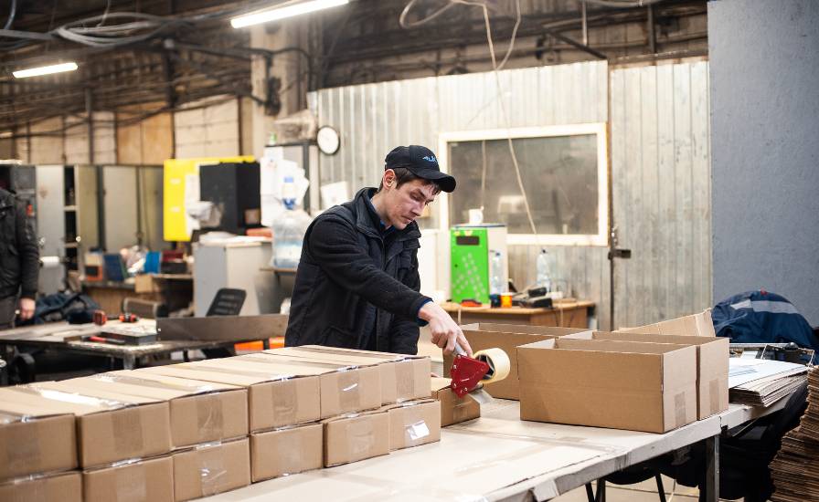 Small Business Shipping in Canada